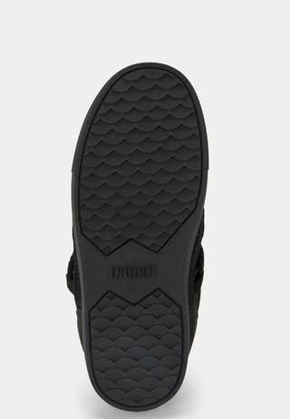 Classic Low Sneaker
