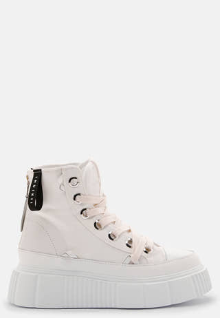 Matilda Canvas High