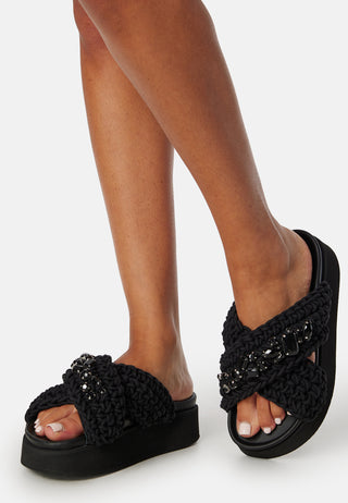 Woven Stones Platform