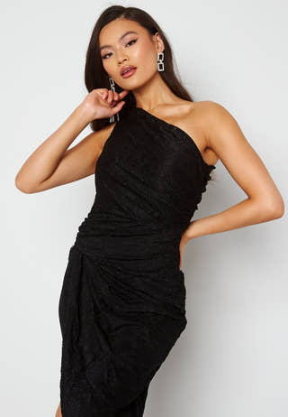 Lace One Shoulder Sleeve Rouch Dress