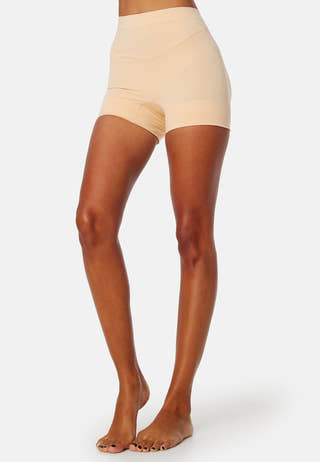 magic-bodyfashion-booty-booster-short-latte_1_cf31e76b-7759-43c3-9fad-22b736120ae1