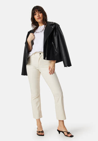 Belle 7/8 Coated Flared Pant