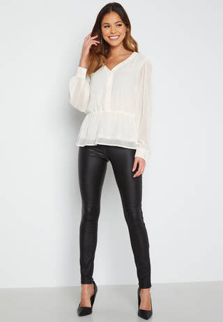Mila L/S V-Neck Top
