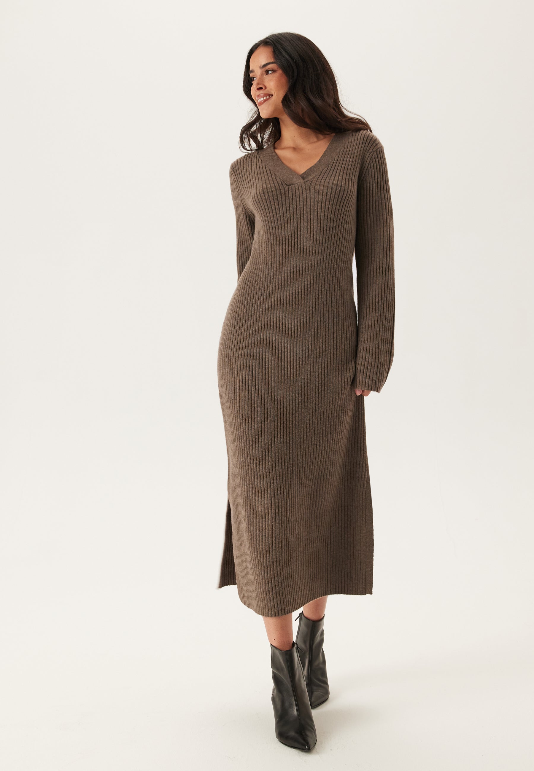 Object collectors item Objelva L/S RE V-NECK KNIT DRESS Brown Brown Object collectors item Objelva L/S RE V-NECK KNIT DRESS Brown Brown