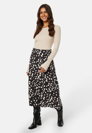 Omika HW Skirt