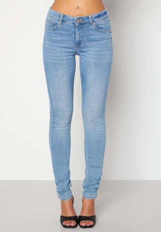 Blush Life Mid Jeans