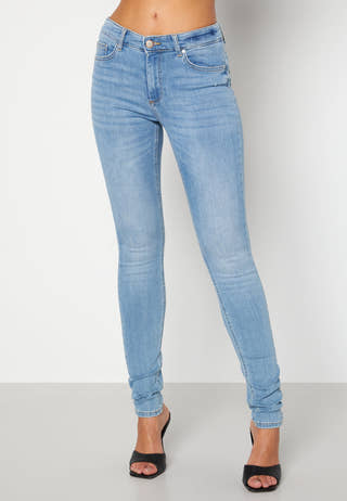 Blush Life Mid Jeans