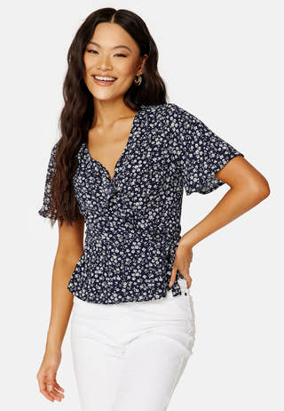 Carly S/S Wrap Short Top