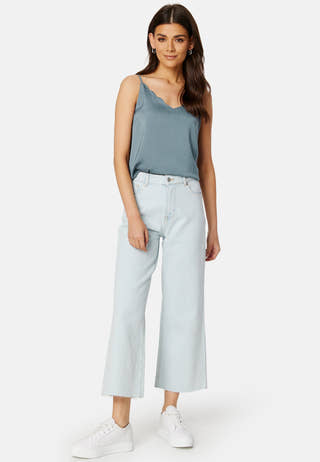 Debbie Singlet