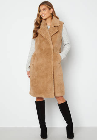 Evelin Teddy Waistcoat