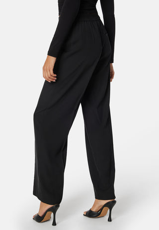 Laura HW Straight Pant