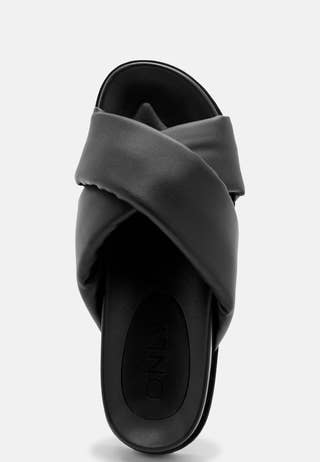 Minnie-12 Cross Strap Sandal