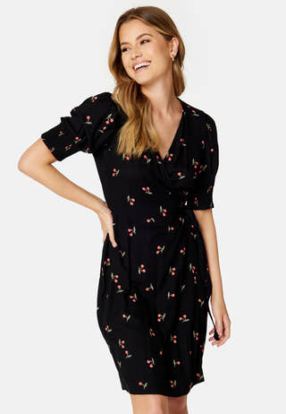 Nya 2/4 Wrap Dress