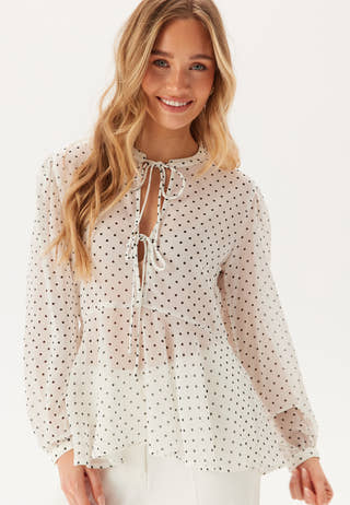 Onlisabella Ls String Top