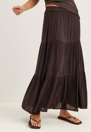 only-onlmikka-long-skirt-wvn-noos-black-coffee_2_5e8e81cf-3bc3-4057-b39b-7abb8e3b5f72