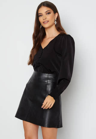 Saturday LS Neck Top