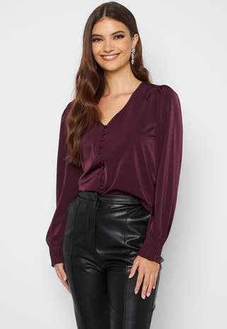 Saturday LS Neck Top