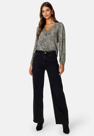 Sonja Life L/S Button Top