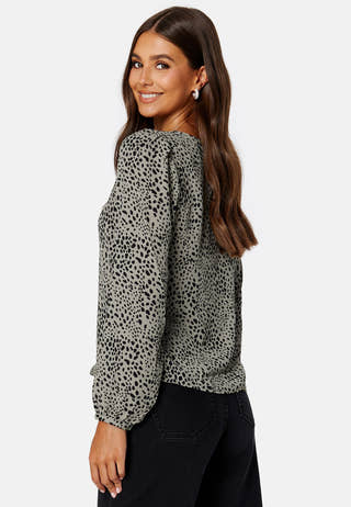 Sonja Life L/S Button Top