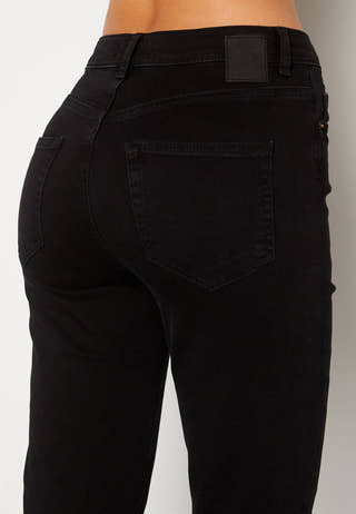 Delly Straight HW Jeans