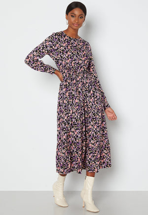 Ellia LS Midi Dress