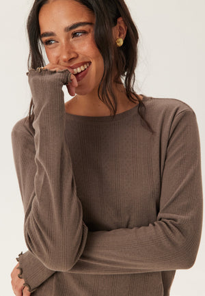 Pcmarie Ls O-neck Poin Top