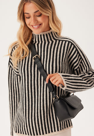 Pcpinna Cross Body