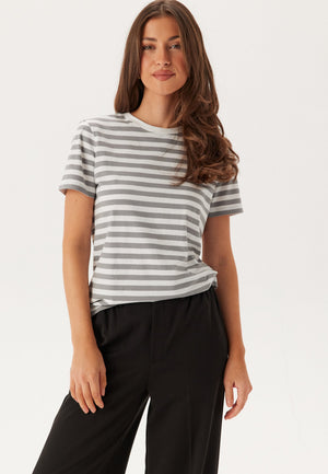Pcria Ss Tee Stripes Noos