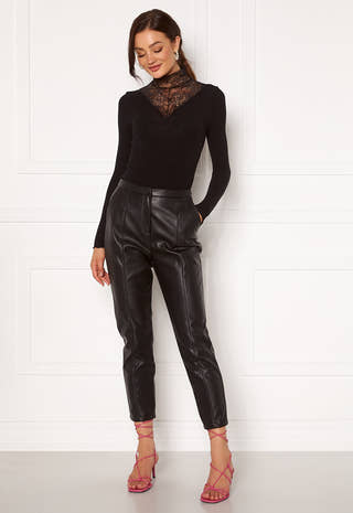 Siri LS T-Neck Top