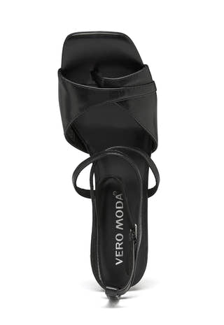 Very Sandal