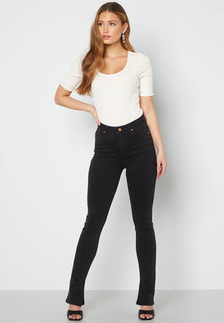 Anna SS U-Neck Tee