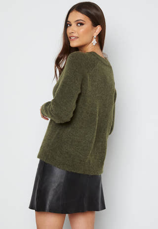 Lulu LS Knit V-Neck