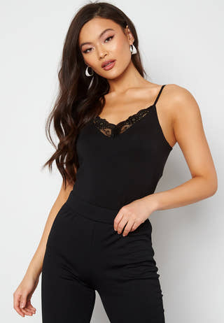 Mandy Lace Singlet