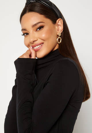 Mandy LS High Neck