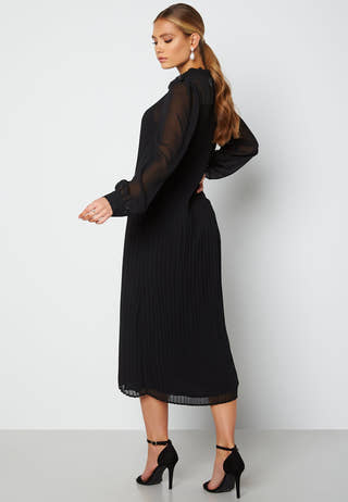 Vikia Dress