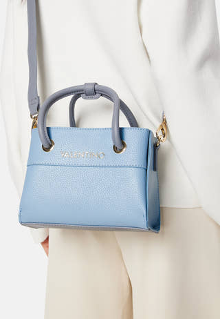 Alexia Shopping