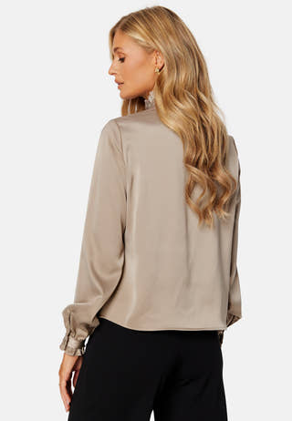 Adjure LS High Neck Shirt