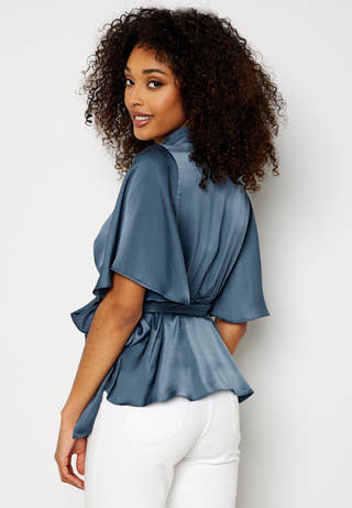 Amelia S/S Wrap Top