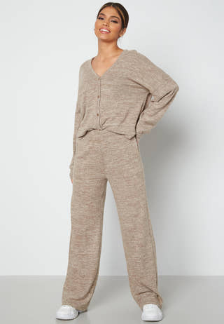 Chill Wide Leg Pants