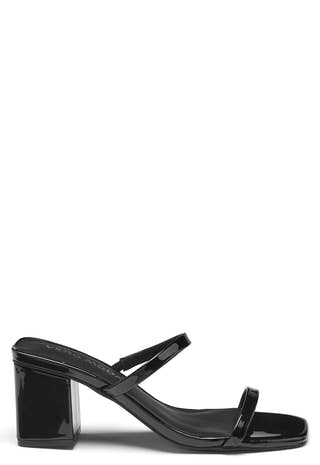 Eddie Sandal