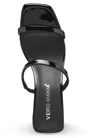 Eddie Sandal