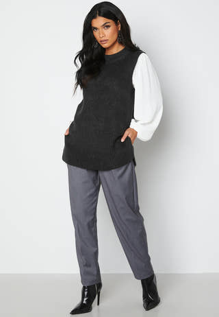 Filene LS Long O-Neck Vest