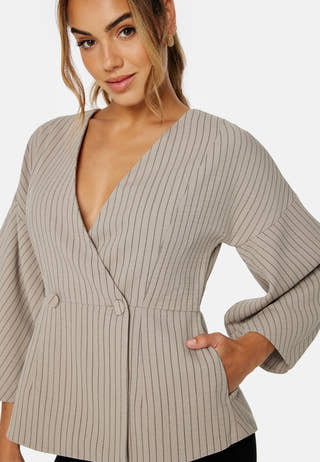 Grace V-Neck 7/8 Blazer