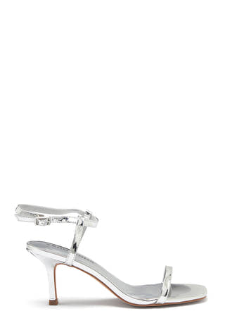 Lya Sandal
