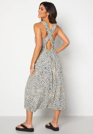 Nemi SL 78 Dress