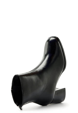 Nesya Boot