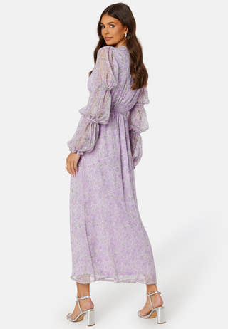 Noabelle V-Neck Dress
