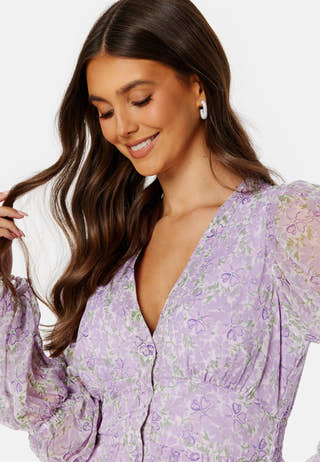 Noabelle V-Neck Dress