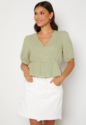 Petrine S/S Wrap Top