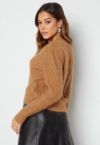Poilu V-Neck Blouse
